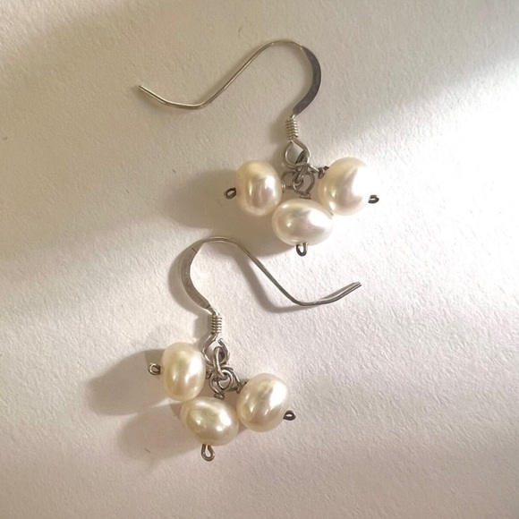 Vintage Solid 925 Sterling Silver drop Dangle earrings with Genuine Pearls - Picture 6 of 10